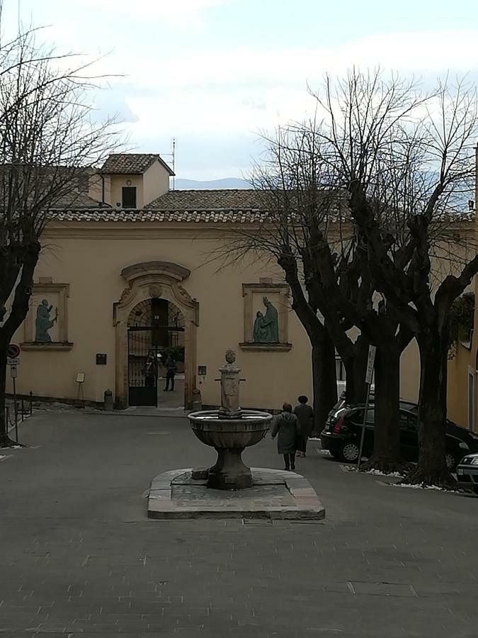 Canto XI Assisi Exterior foto